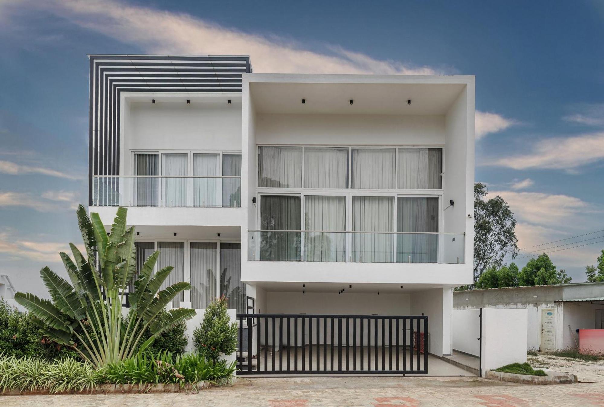 Celestial Sapphire Villa Pvt Pool Veg Food 4Bhk Dod Ballapur Ngoại thất bức ảnh