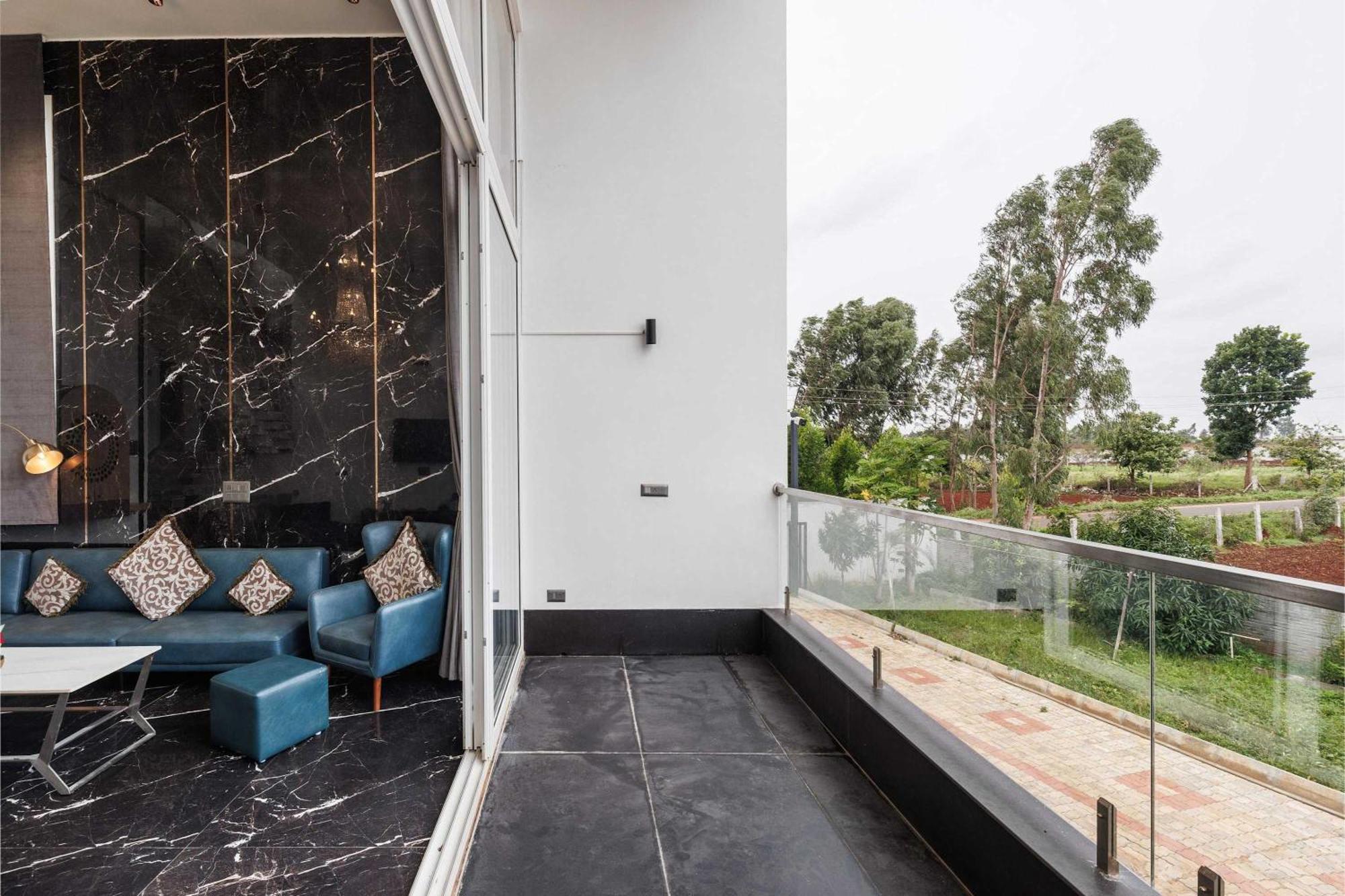 Celestial Sapphire Villa Pvt Pool Veg Food 4Bhk Dod Ballapur Ngoại thất bức ảnh