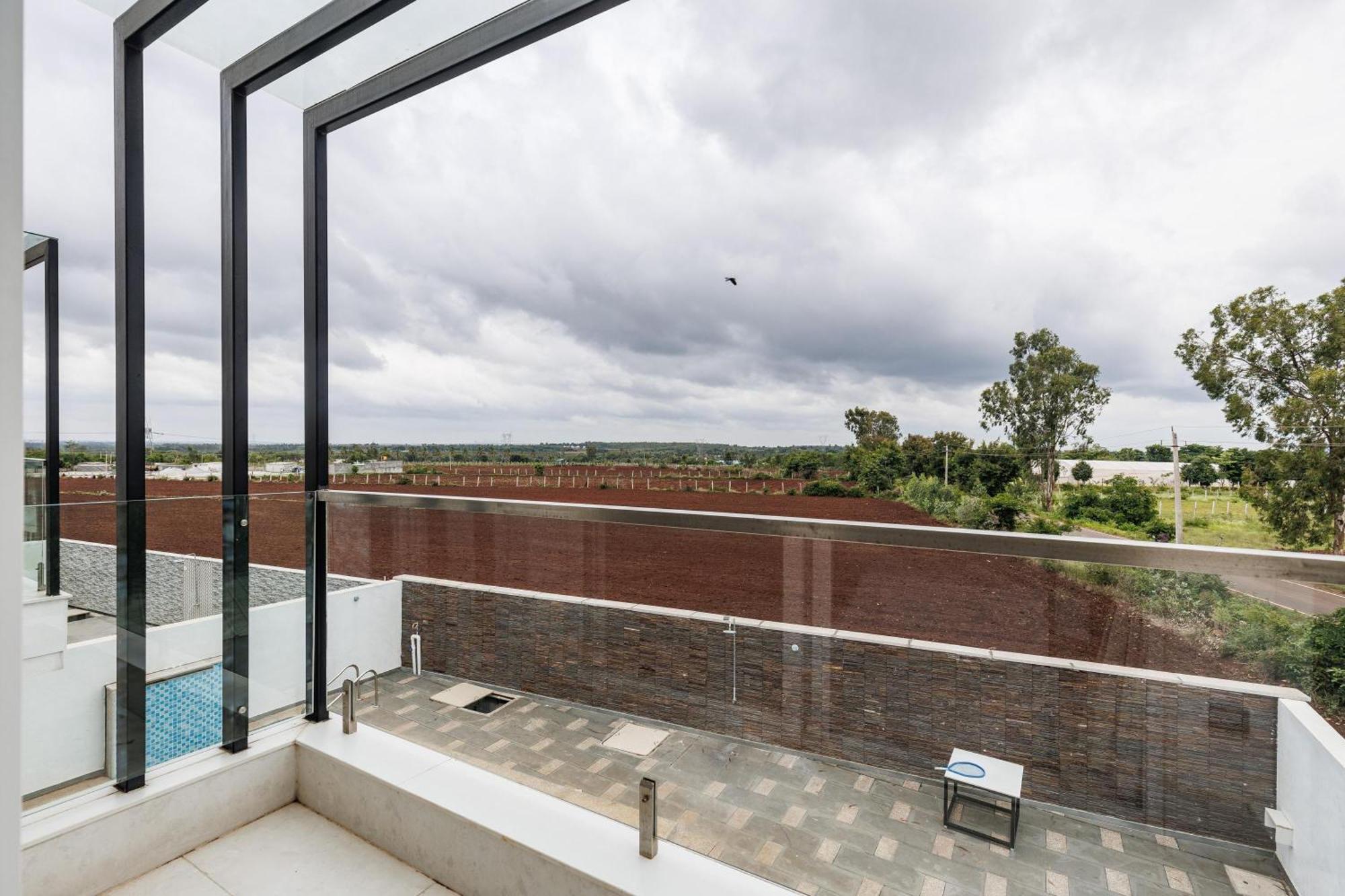 Celestial Sapphire Villa Pvt Pool Veg Food 4Bhk Dod Ballapur Ngoại thất bức ảnh