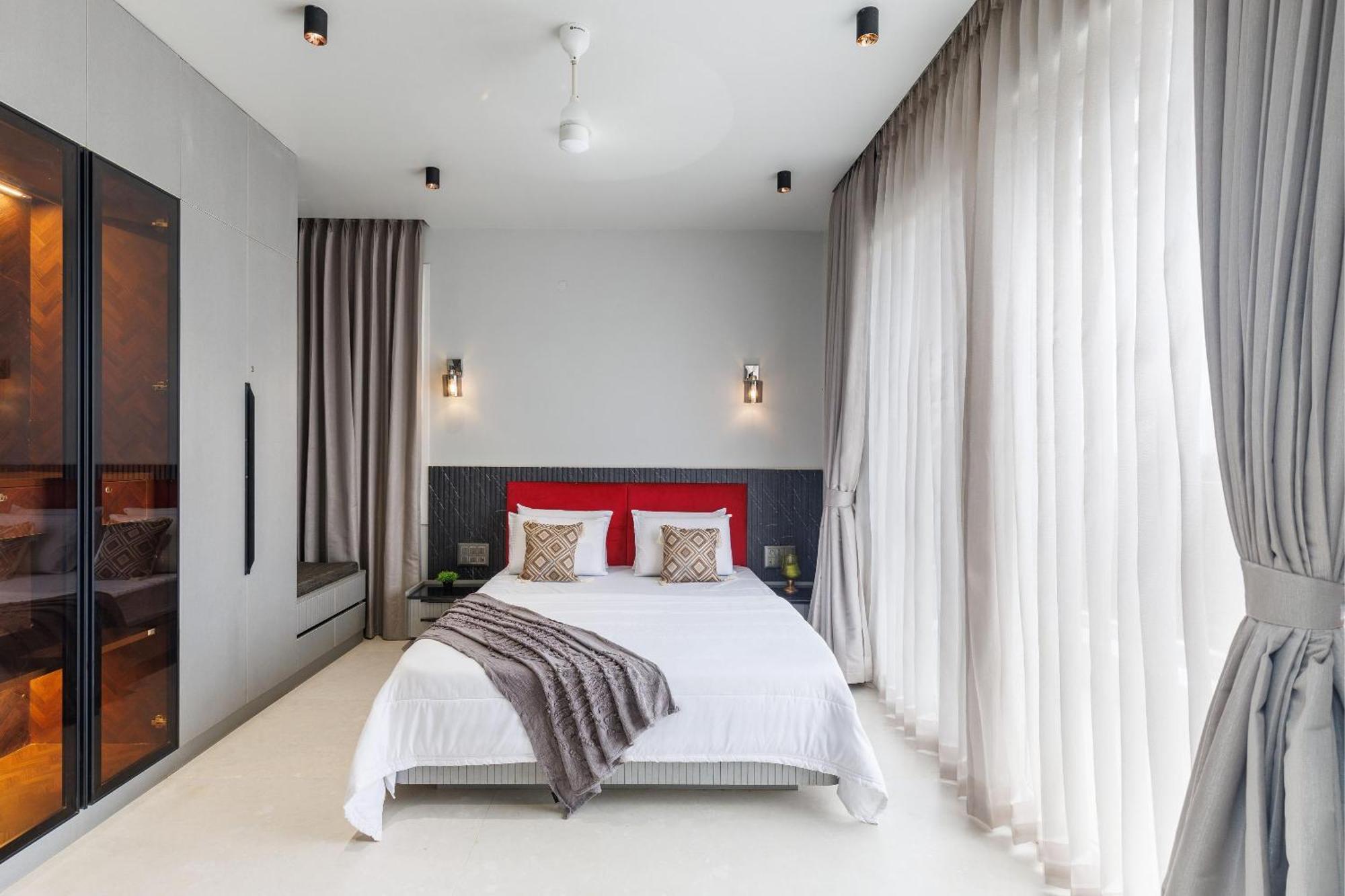 Celestial Sapphire Villa Pvt Pool Veg Food 4Bhk Dod Ballapur Ngoại thất bức ảnh