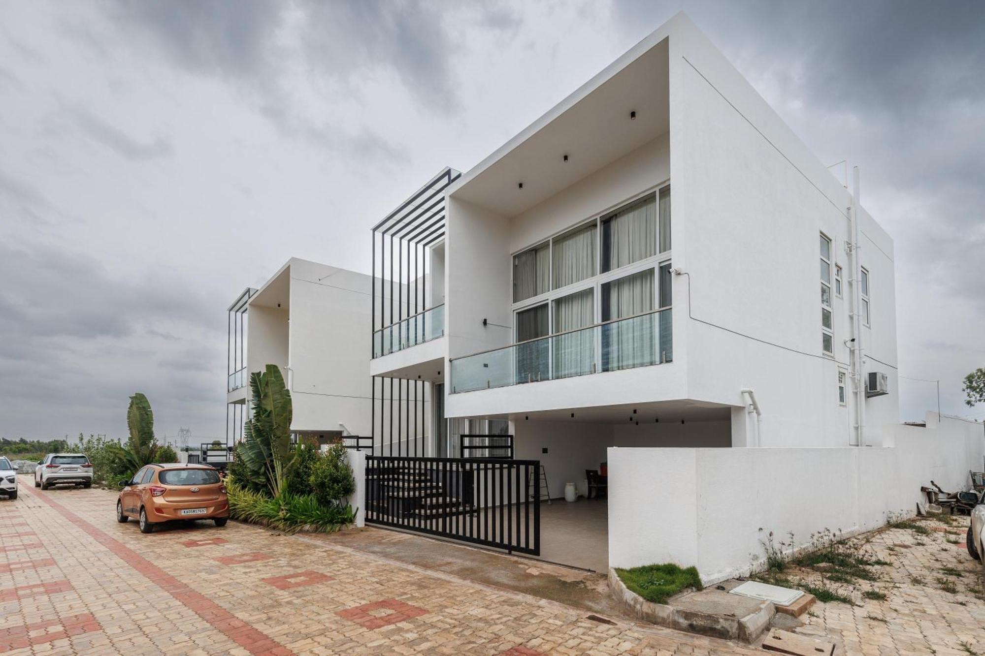 Celestial Sapphire Villa Pvt Pool Veg Food 4Bhk Dod Ballapur Ngoại thất bức ảnh