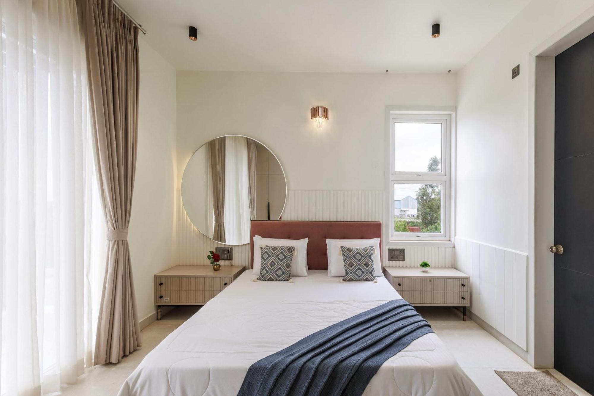 Celestial Sapphire Villa Pvt Pool Veg Food 4Bhk Dod Ballapur Ngoại thất bức ảnh